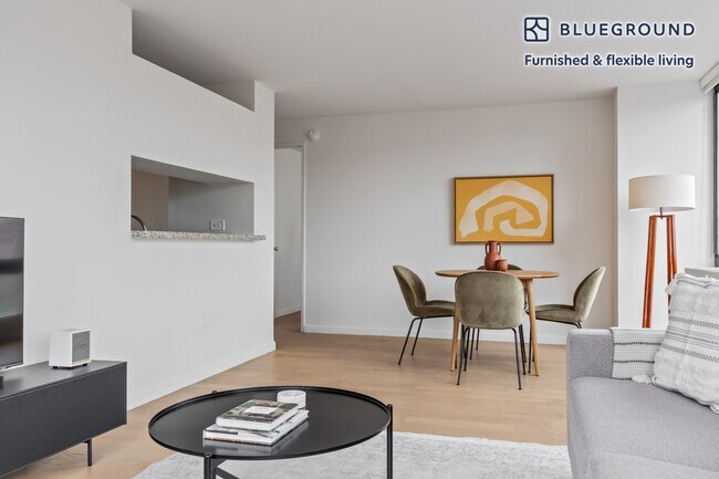 Photo - 255 W 94th St Unidad FL10-ID868