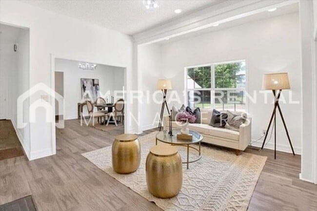 Photo - Room to Roam: Expansive Home with Screened Porch - Coming Soon!!