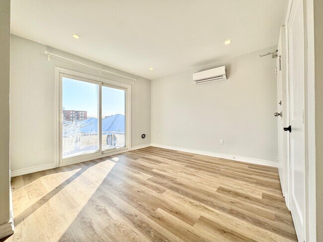 Photo - 24 Wellington St Unité 9