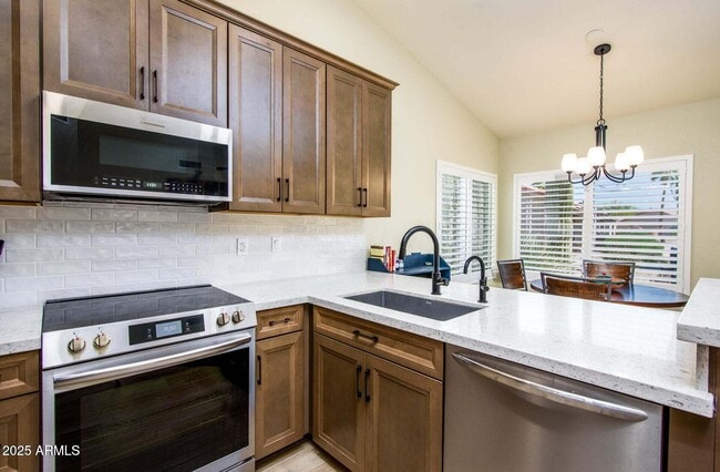 Building Photo - 6831 S Coral Gable Dr Rental