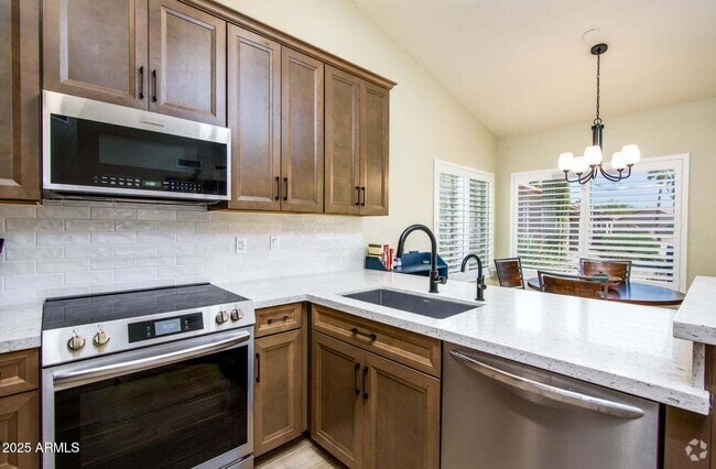 Building Photo - 6831 S Coral Gable Dr Rental