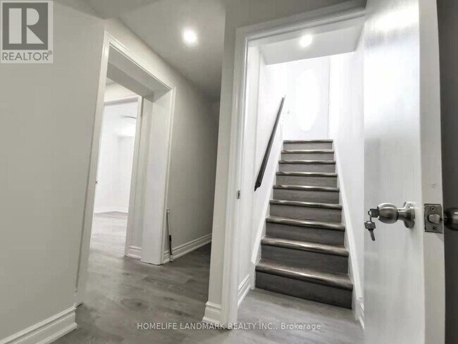 Photo - 28 Benfer Rd