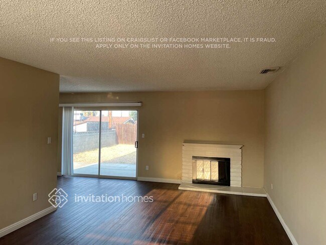 Photo - 11961 Hubbard St