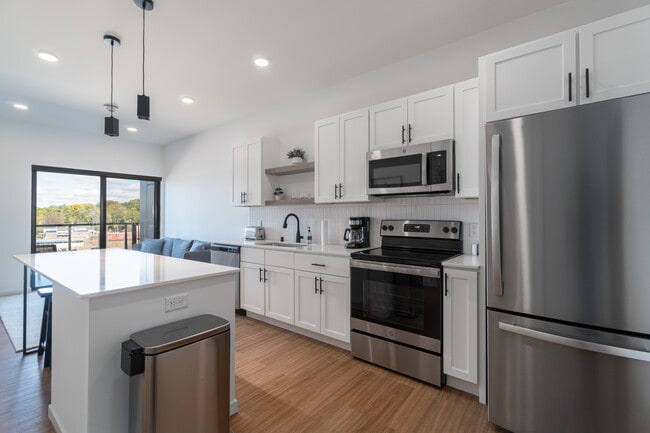 Modern Kitchen - Andante