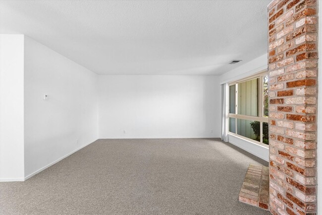 Photo - 1145 Bismarck Ln