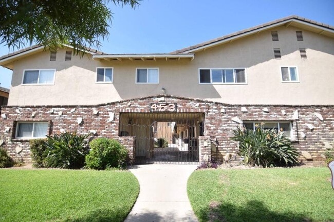 Building Photo - 2.0 bedroom in West Covina California 91723 Unit 6 Rental
