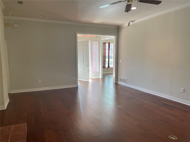 Photo - 716 Ticonderoga Dr