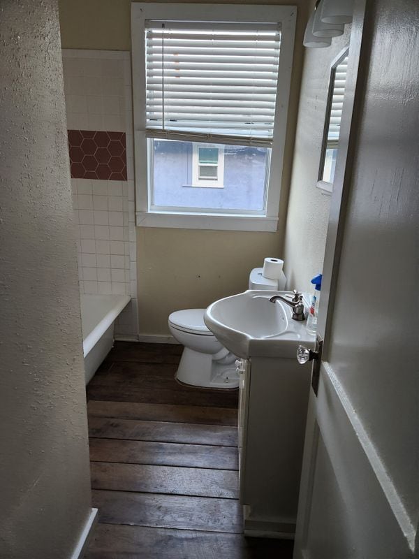 Photo - 731 Ave A SW