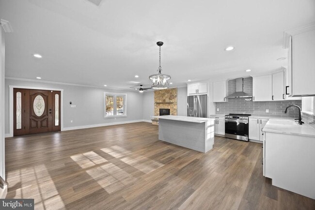 Photo - 1322 W King Rd