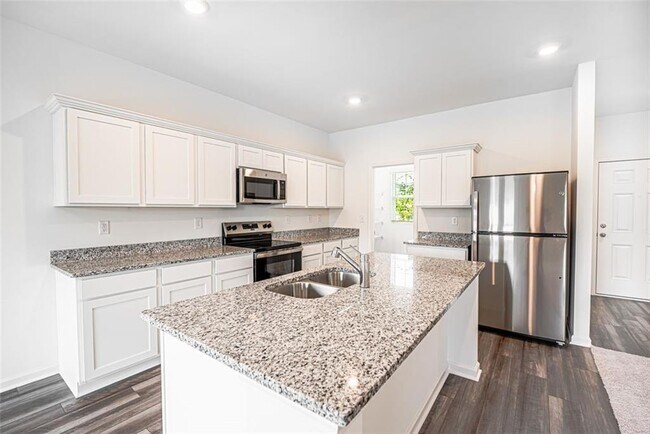 Photo - 243 Casteel Ln