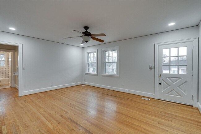 Photo - Charming East Ridge Rental – Spacious Yard, Updated Features & Pet-Friendly Living!