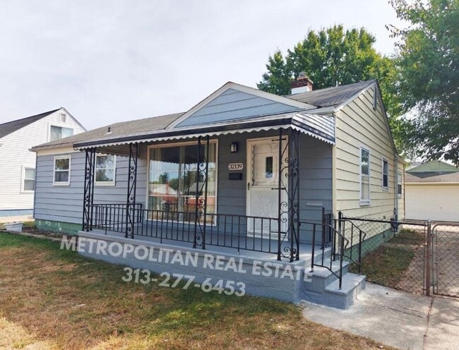 Building Photo - 32139 Balmoral St Rental