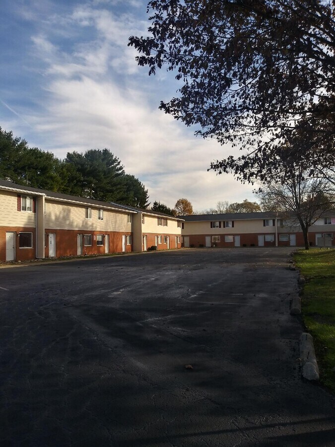 Photo - 128 Oak Meadow Dr Apartments Unit A