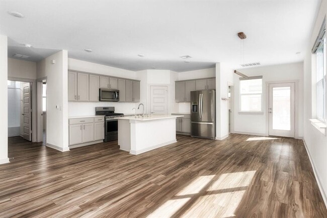 Photo - 7409 Peggie Nell Dr