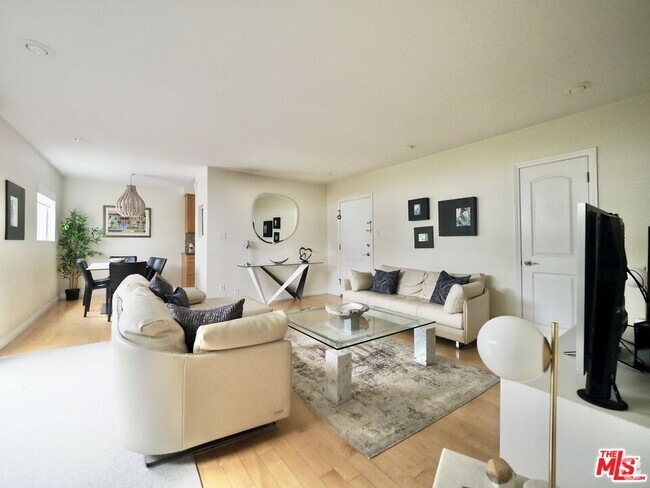 Building Photo - 1144 10th St Unit 9 Rental
