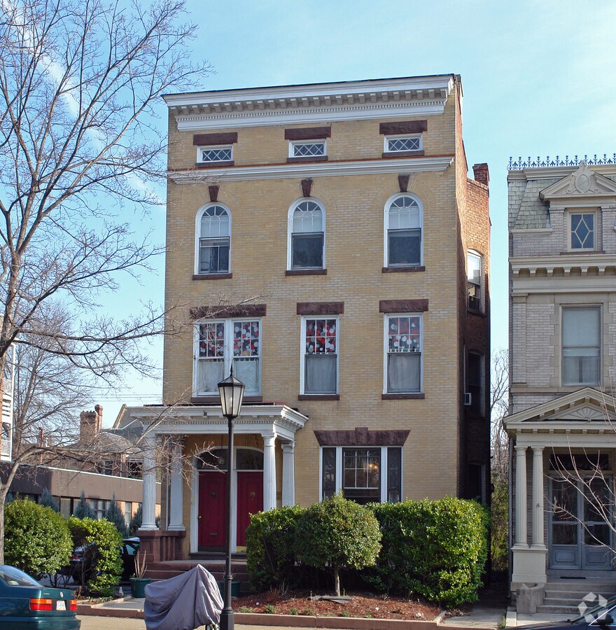 Photo - 2012 Monument Ave Apartments