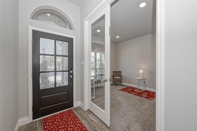 Photo - 6935 Goldstrum Wy