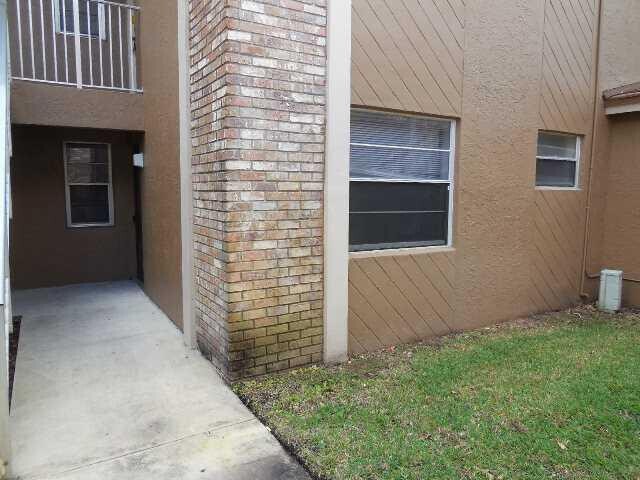 8393 Royal Palm Blvd Unit 102