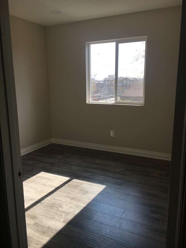 BEDROOM ONE - 523 N Benton Way Unidad 523 N. BENTON WAY