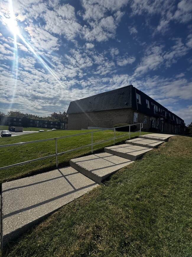 Photo - 8556 102nd Terrace Unit 5-315