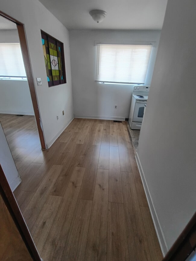 Photo - 615 White Ave Unit 2nd floor