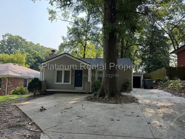 Photo - 3224 Forrest Hills Dr SW