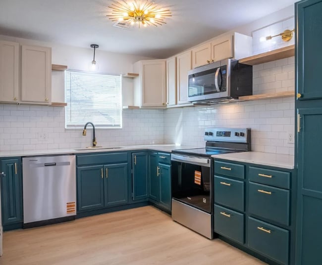 Photo - 7317 NW Compass Dr