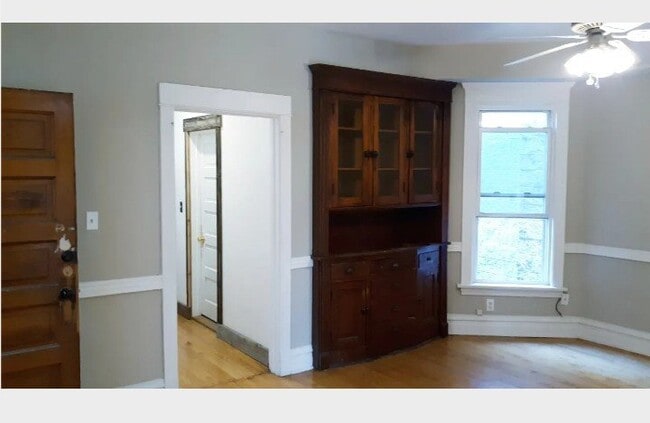 Photo - 2857 N Damen Ave Unit 2857 N Damen 2-South