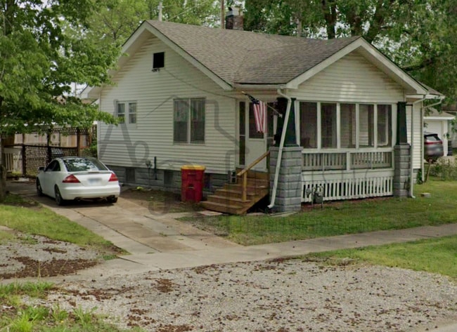 Building Photo - 1105 S Walnut St Rental