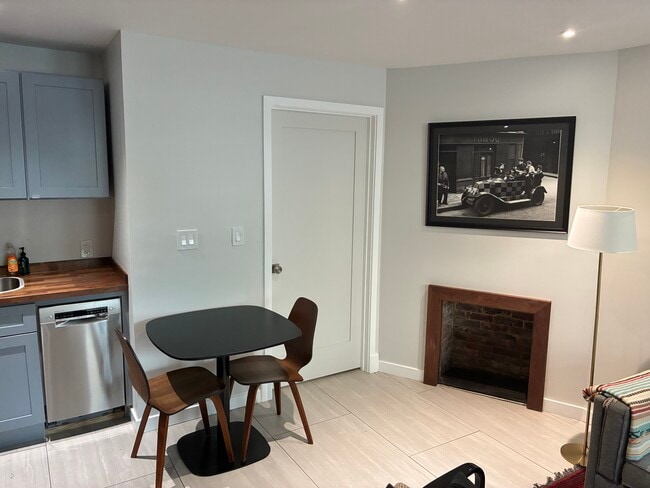 Photo - 224 Elm St NW Unit 224 Elm Street
