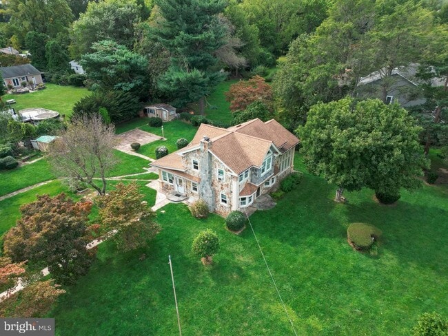 694 Welsh Rd