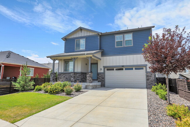 Building Photo - $3,100.00, 4 Beds, 2.5 Baths, Single Famil... Rental