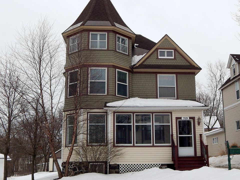Photo - 1300 Davitt St