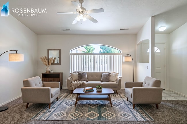 Building Photo - Beautiful 3-bedrooms, 2-baths home in Prescott Valley!