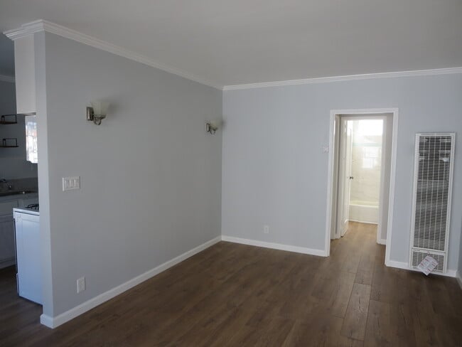 Photo - 1357 Edgecliffe Dr Unit #1