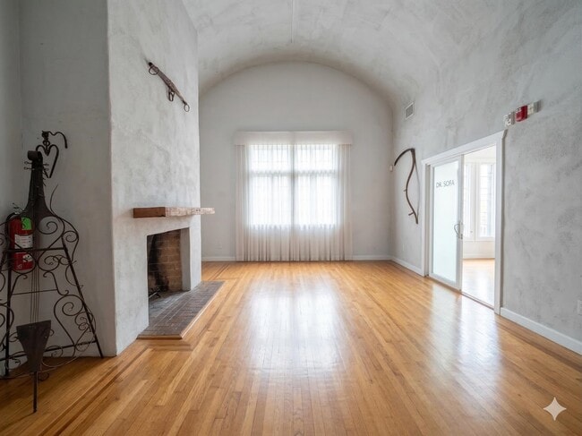 Building Photo - 148 71st St Unit 2