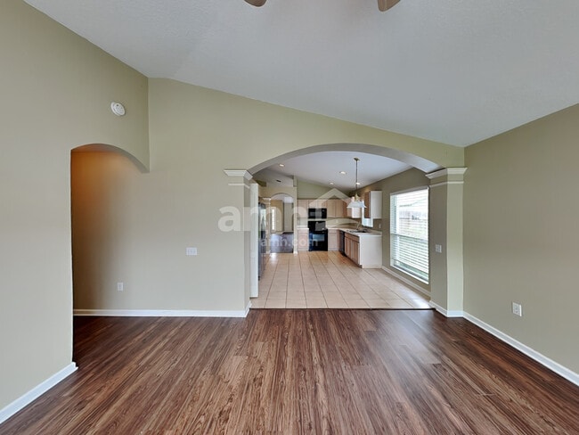 Photo - 30839 St Vincent Ct