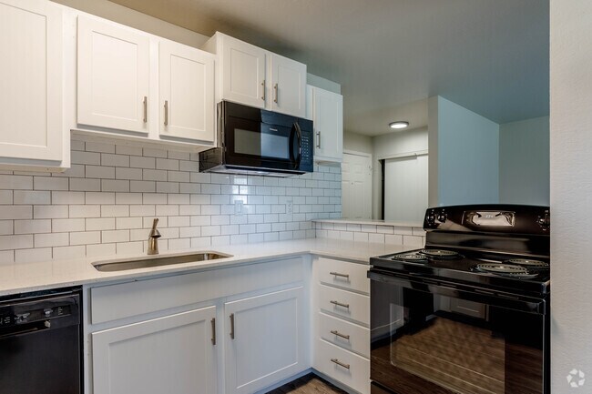 1BR, 1BA - 724SF