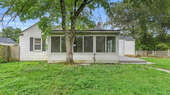 Photo - 406 Osborne Dr