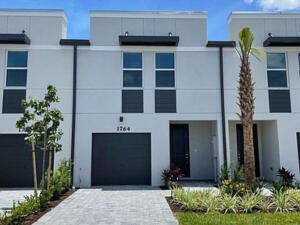 Building Photo - 1764 Lindley St Rental