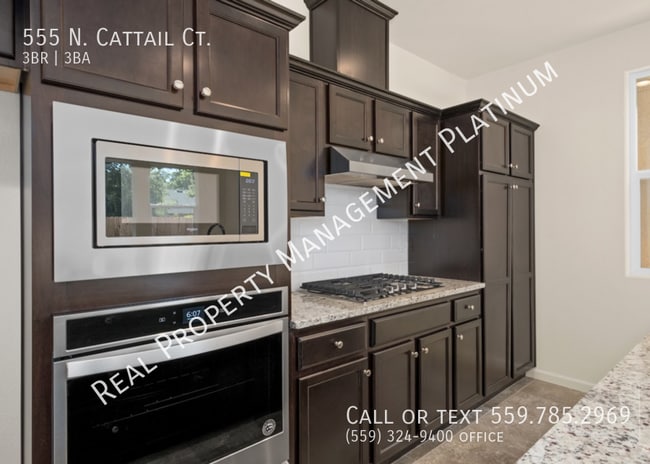 Photo - 667 N. Cattail Ct