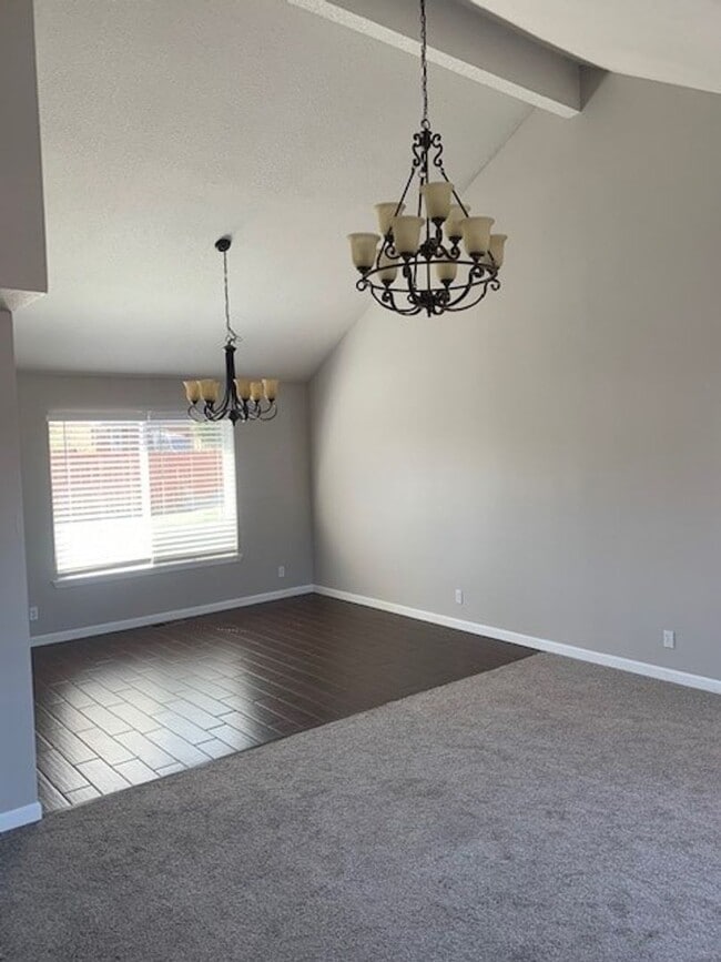 Photo - 3 Bed/2.5 Bath NE Bend Single Family Home with Hot Tub
