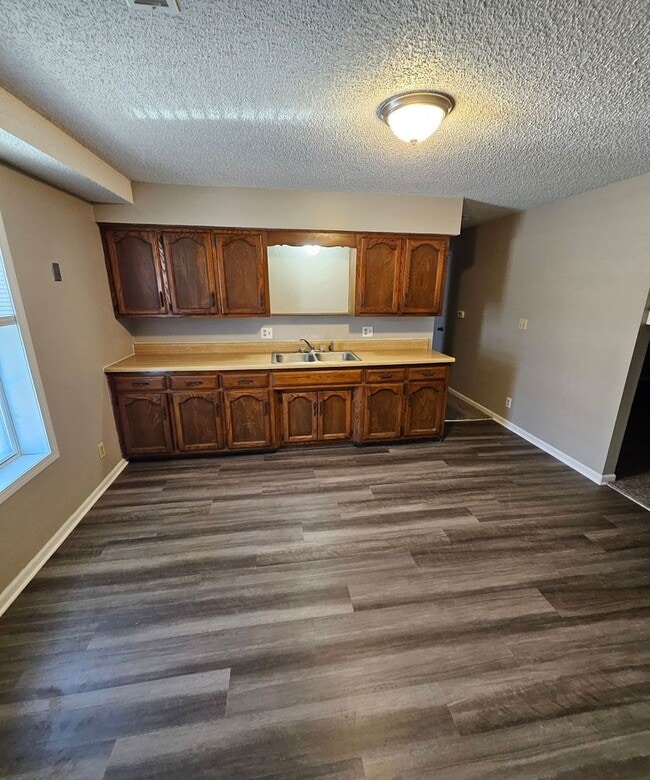 Photo - 11763 Wood Oak Ave Unit 2