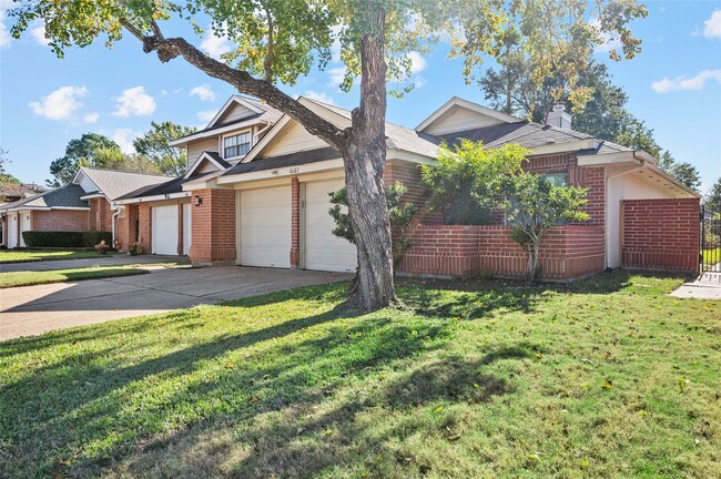 Photo - 16167 Golden Sands Dr