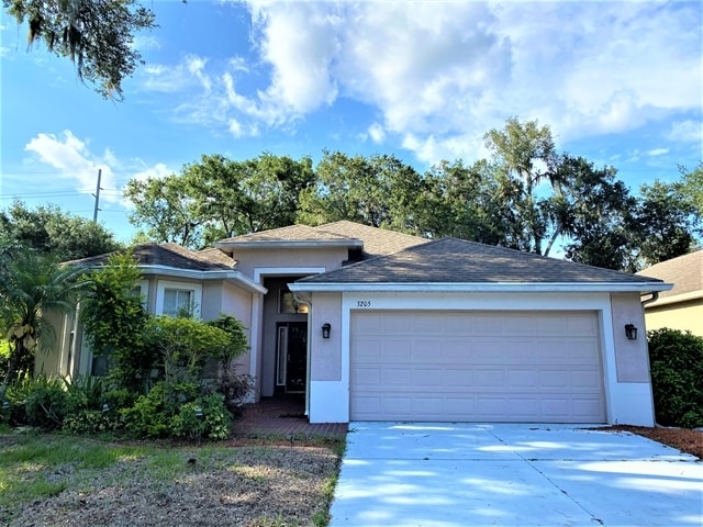Building Photo - 3205 Stonebridge Trail