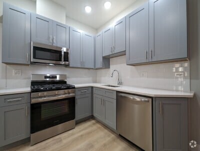 Building Photo - 423 W Belden Ave Unit 1 Rental