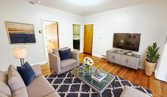 Photo - 133 E Broad St Unit 4