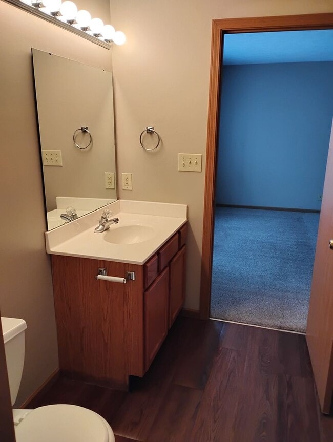 Photo - 3916 Ledyard St