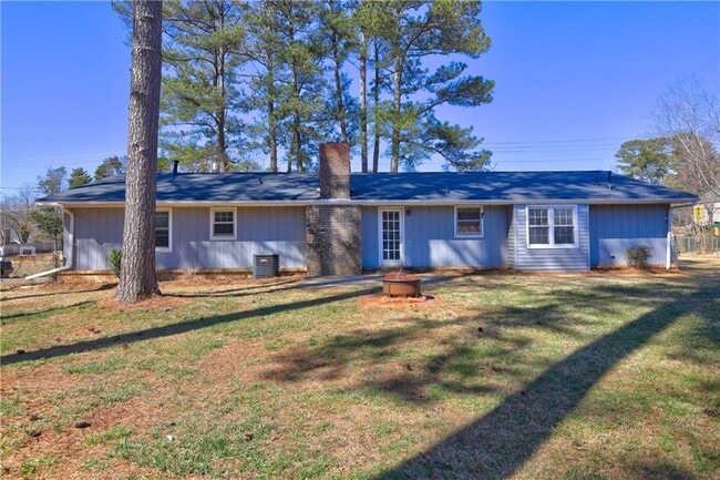 Building Photo - 2578 Five Forks Trickum Rd SW