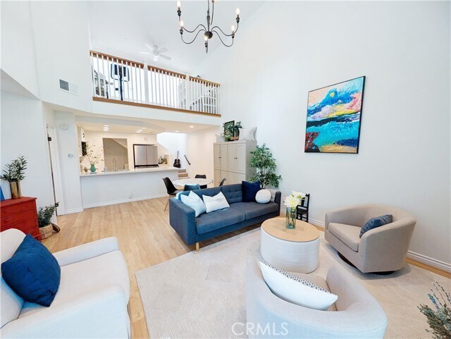 Photo - 631 Springbrook N